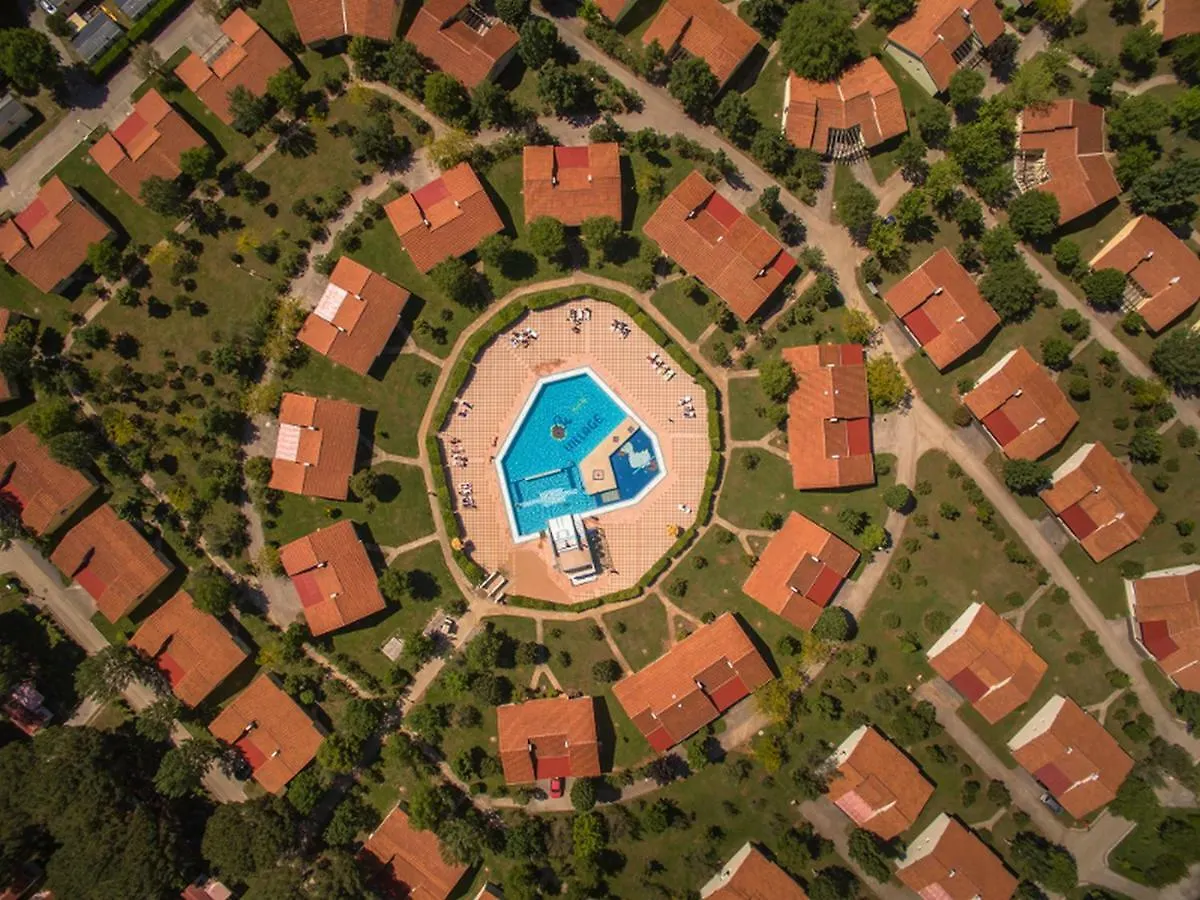 Victoria Mobilehome Bi Village Fažana